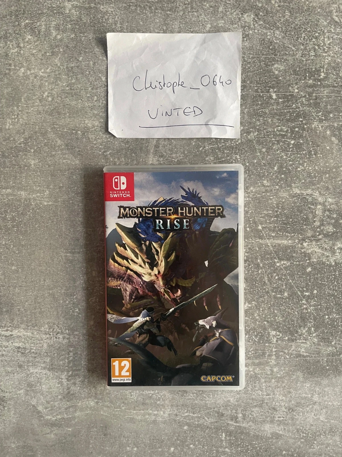 Jeu vidéo Monster hunter rise pour nintendo switch en version française.